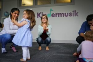 using ASL for stop in Kindermusik class